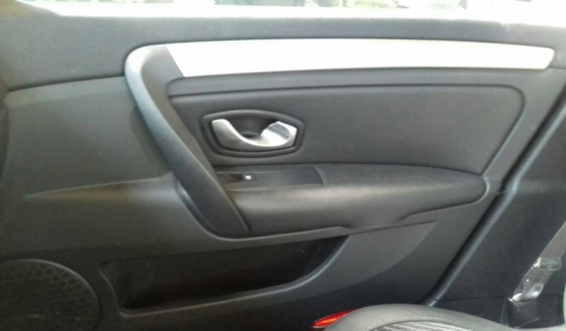 Quartela frente direita RENAULT LAGUNA III Sport Tourer (KT0/1) | 07 - 15