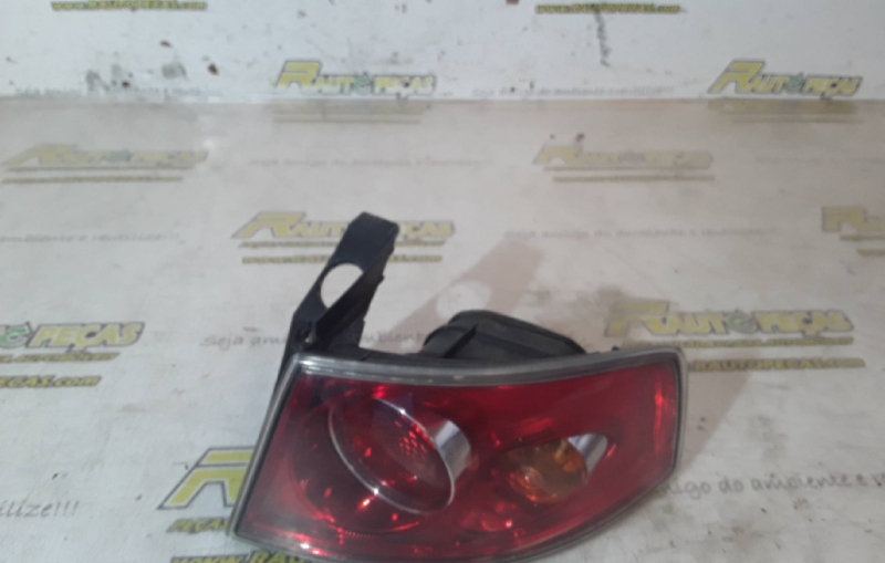 Farolim Stop Direito SEAT IBIZA III (6L1) | 02 - 09 Imagem-1
