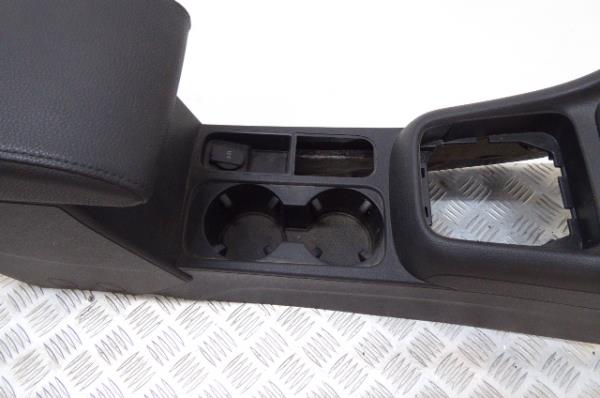 Consola Central SEAT ALHAMBRA (710, 711) | 10 -