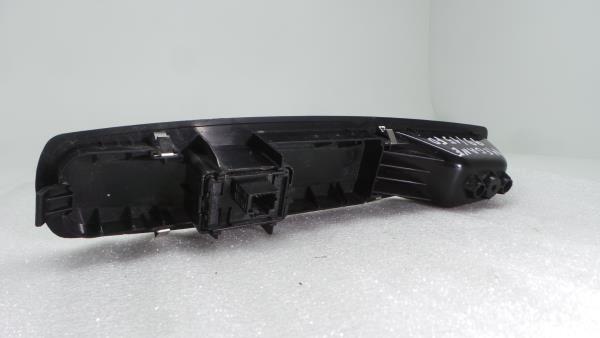 Comutador Vidro Frt Dir RENAULT MEGANE III Hatchback (BZ0/1_) | 08 -
