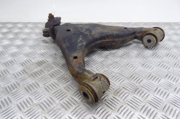 Braço Suspensão Frente Esquerdo TOYOTA LAND CRUISER PRADO (_J12_) | 02 - 10