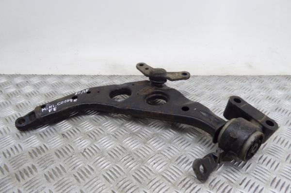 Braço Suspensão Frente Esquerdo MINI MINI (R50, R53) | 01 - 06