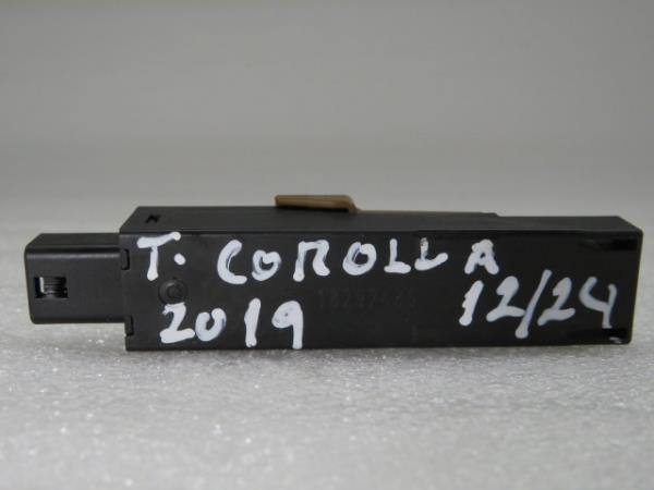 Modulo / Rele TOYOTA COROLLA Combi (_E21_) | 19 -  Imagem-3
