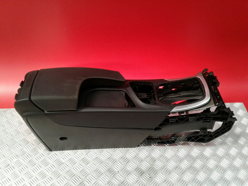 13242872 armrest for Opel Insignia a 2.0 CDTI 2008 788727