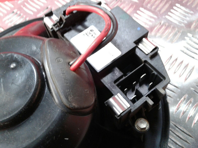 Motor da Sofagem SEAT LEON (1P1) | 05 - 13