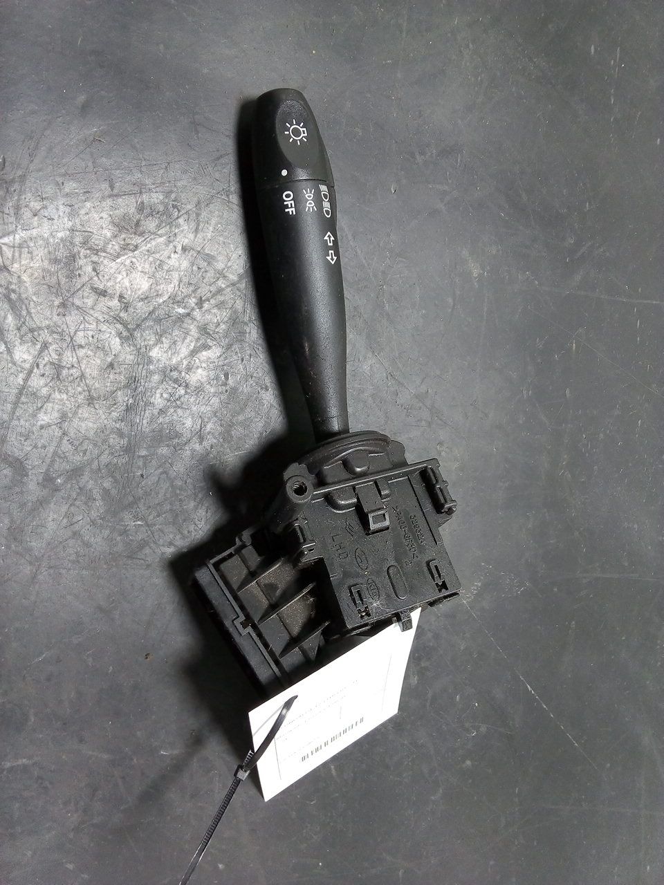 Manipulo Luzes e Piscas HYUNDAI - ID S_86957