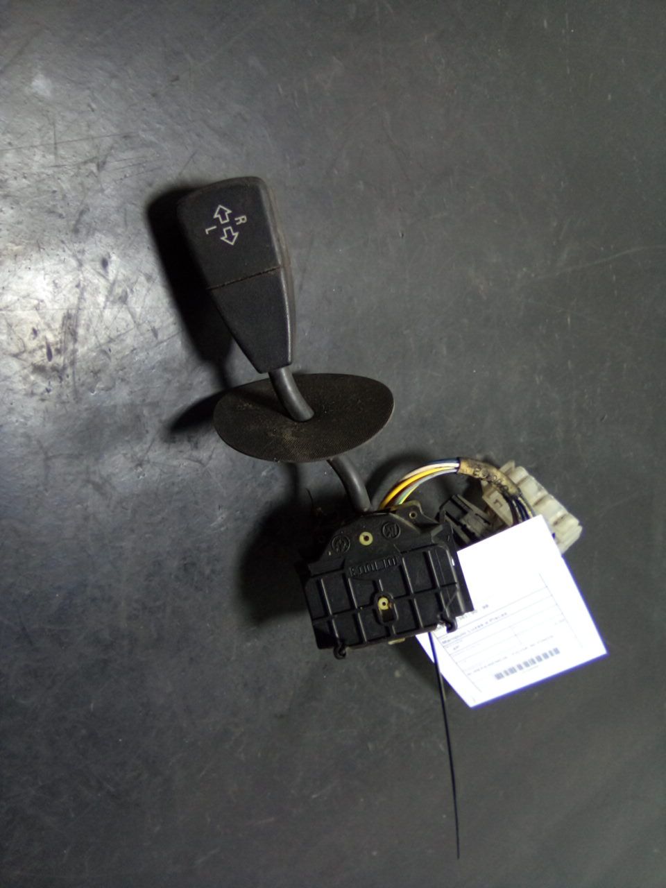 Manipulo Luzes e Piscas BMW - ID S_86887