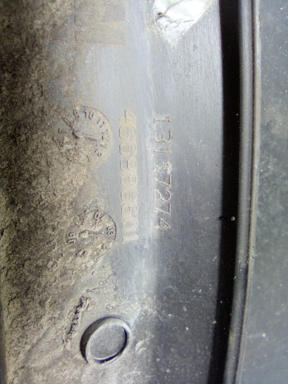 Aba Guarda Lama Drt OPEL CORSA C (X01) | 00 - 09 Imagem-1