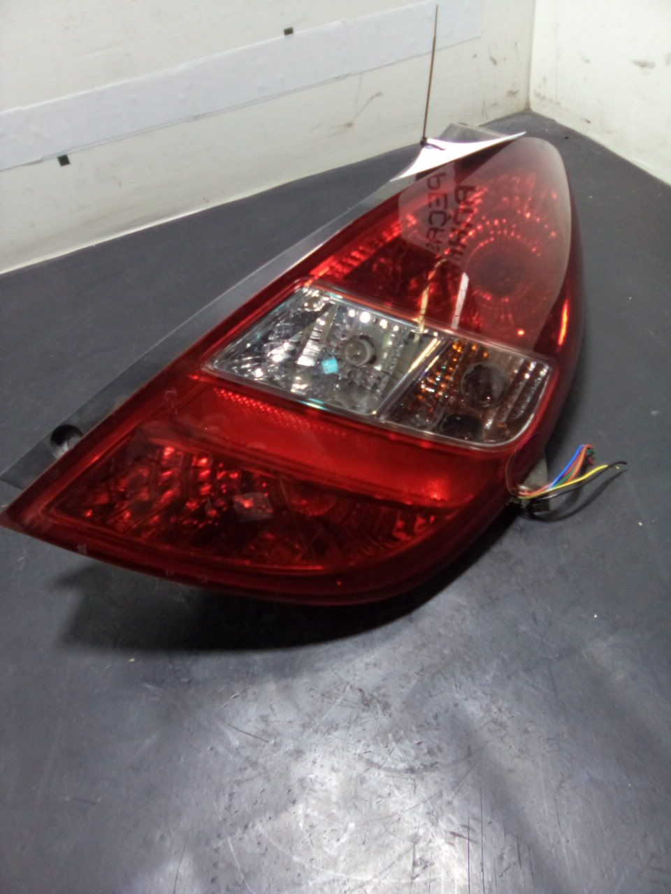 Farolim Stop Dto HYUNDAI - ID S_88175