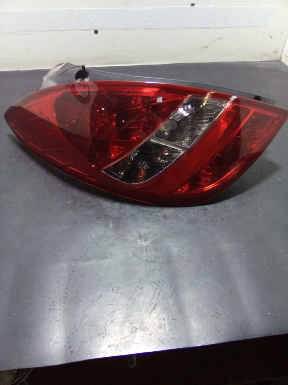 Farolim Stop Esq HYUNDAI i20 (PB, PBT) | 08 -  Imagem-2