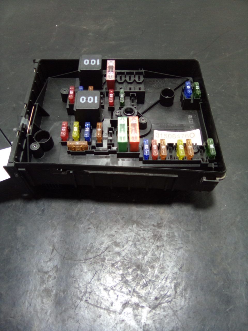 Caixa dos Fusíveis VOLKSWAGEN - ID S_88188