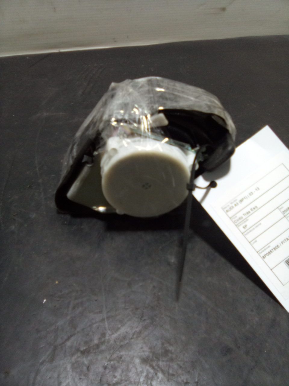 Cinto Trás Esq AUDI A3 (8P1) | 03 - 13 Imagem-1