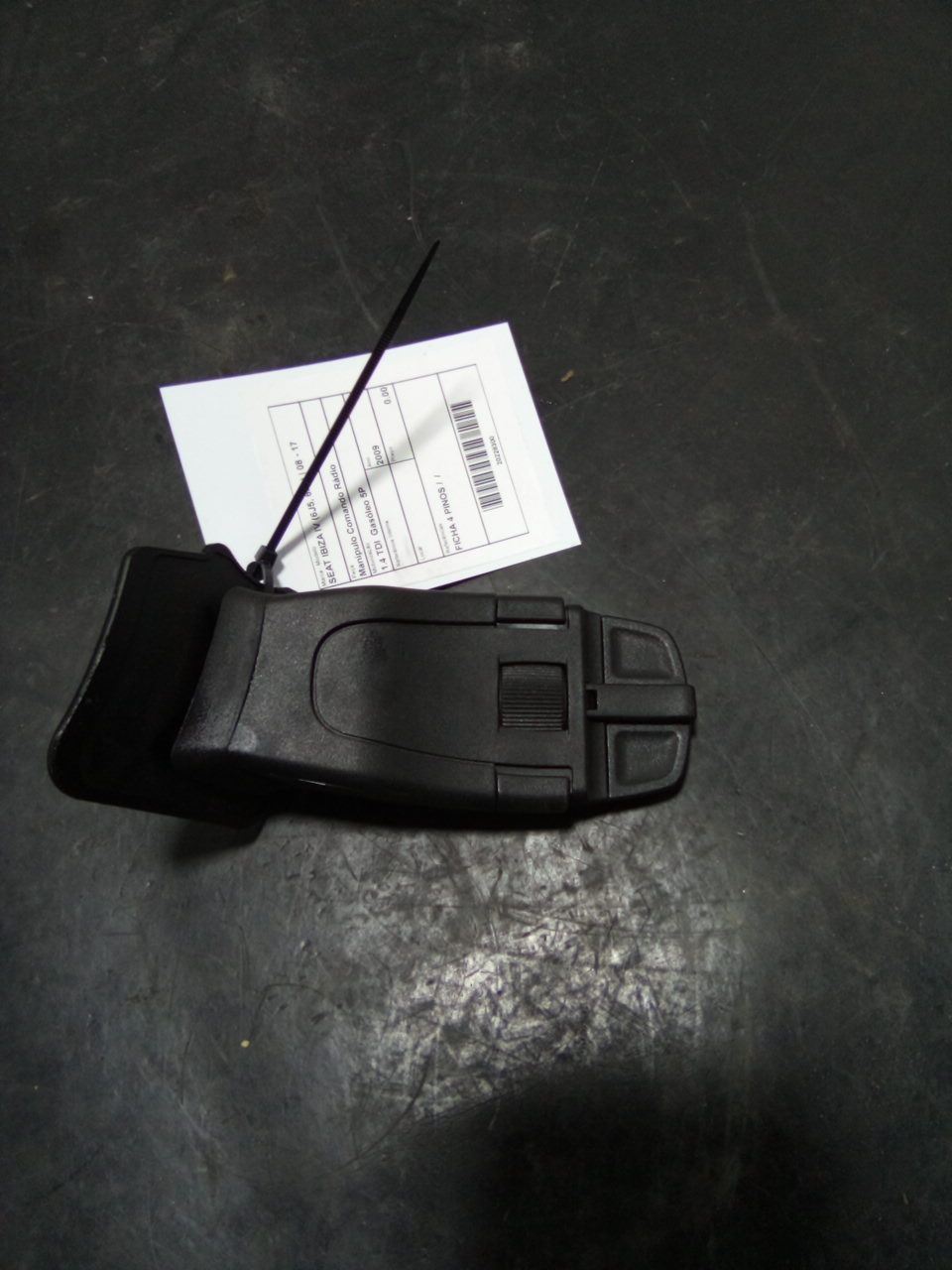 Manipulo Comando Rádio SEAT IBIZA IV (6J5, 6P1) | 08 - 17 Imagem-2