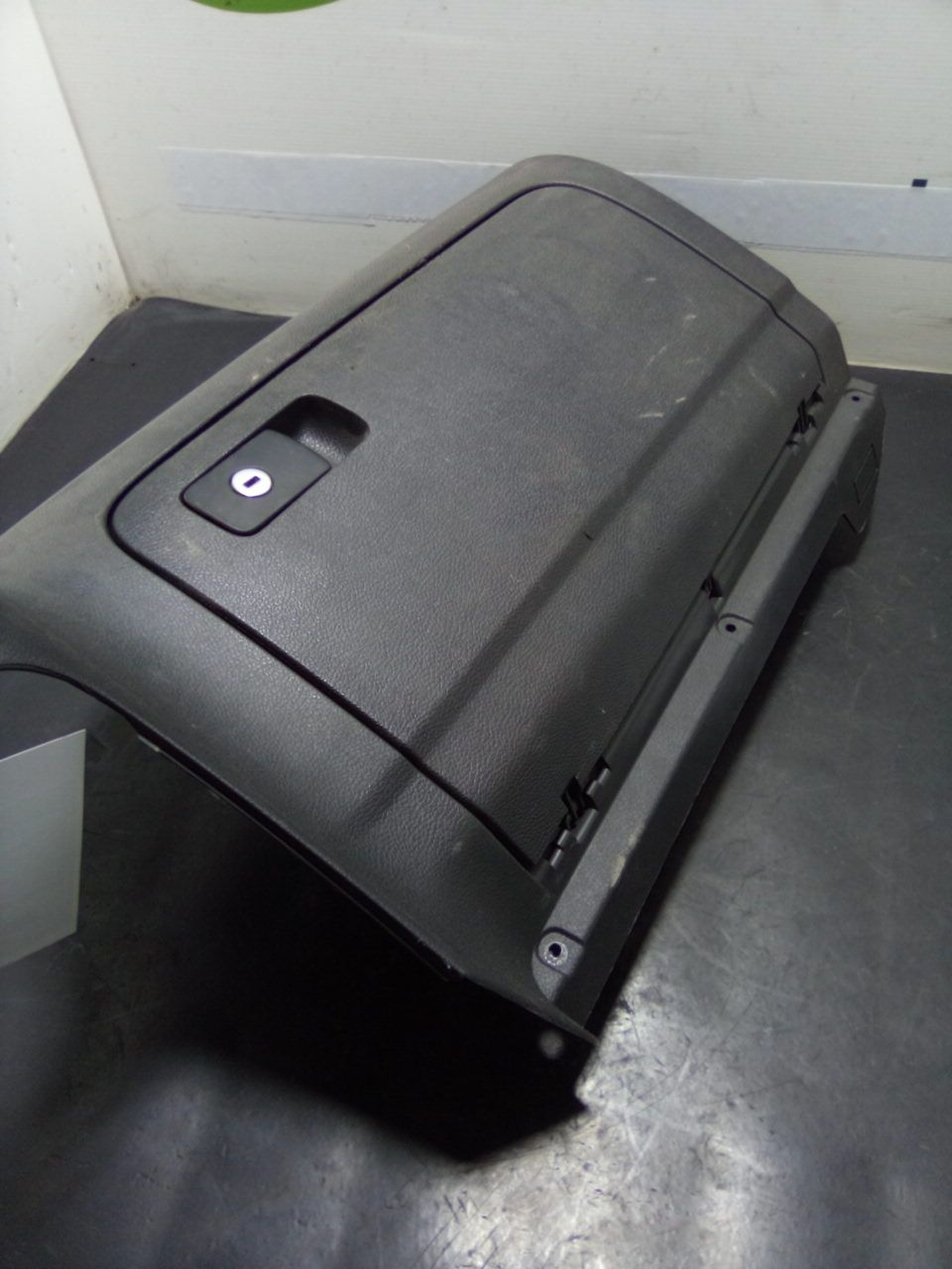 Porta Luvas VOLKSWAGEN - ID S_88395