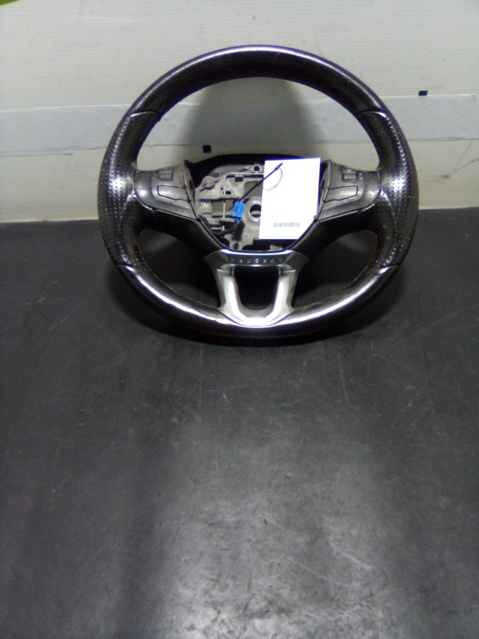 Volante PEUGEOT - ID S_88431