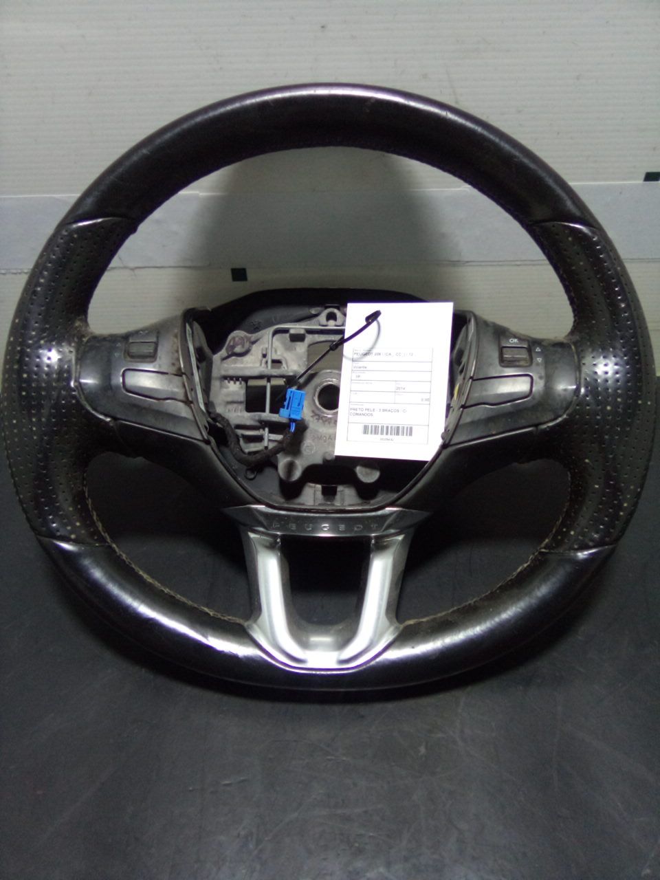 Volante PEUGEOT 208 I (CA_, CC_) | 12 -  Imagem-1