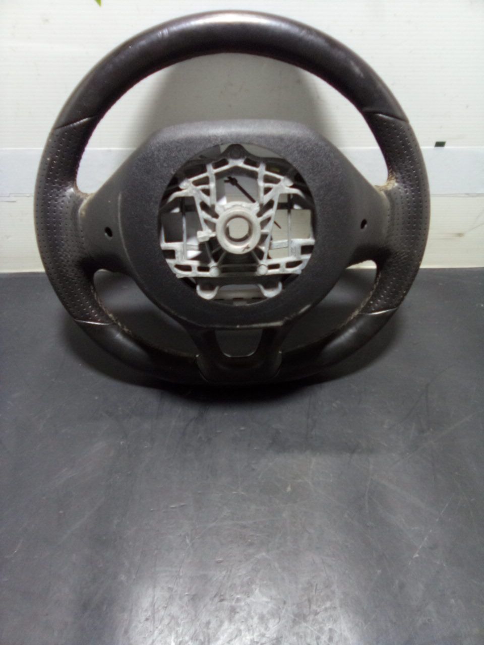 Volante PEUGEOT 208 I (CA_, CC_) | 12 -  Imagem-2