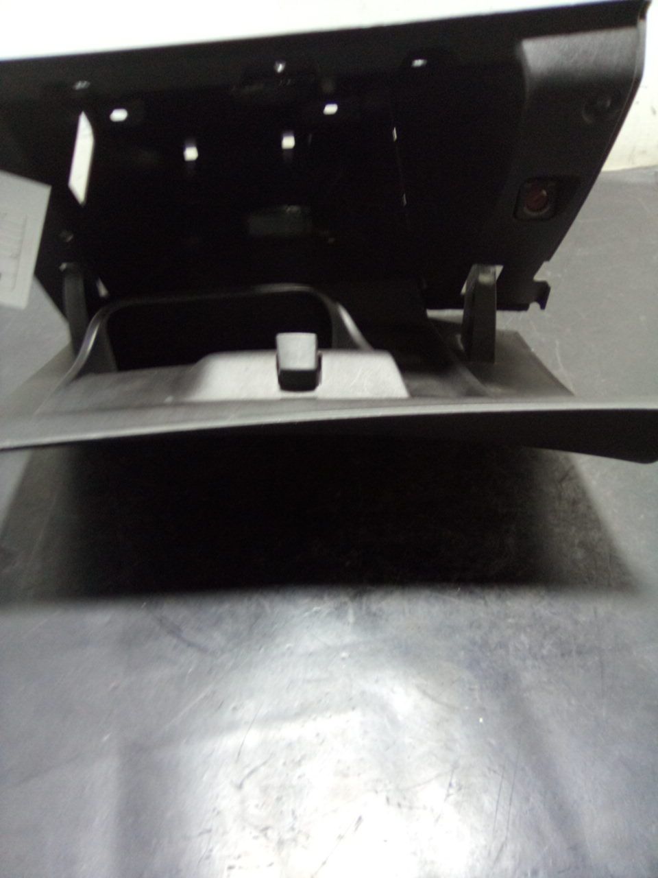 Porta Luvas PEUGEOT 208 I (CA_, CC_) | 12 -  Imagem-1