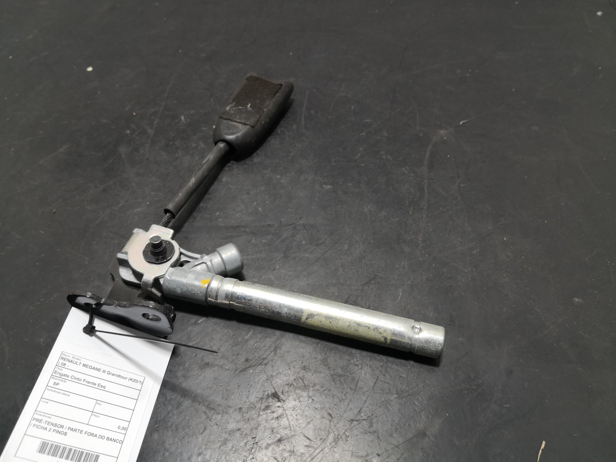 Engate Cinto Frente Esq RENAULT - ID S_88485