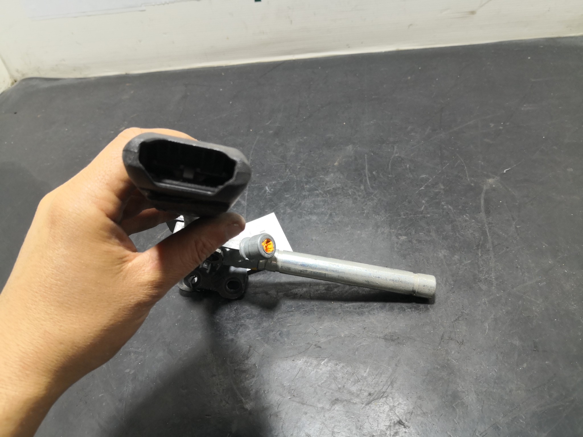 Engate Cinto Frente Esq RENAULT MEGANE III Grandtour (KZ0/1) | 08 -  Imagem-2