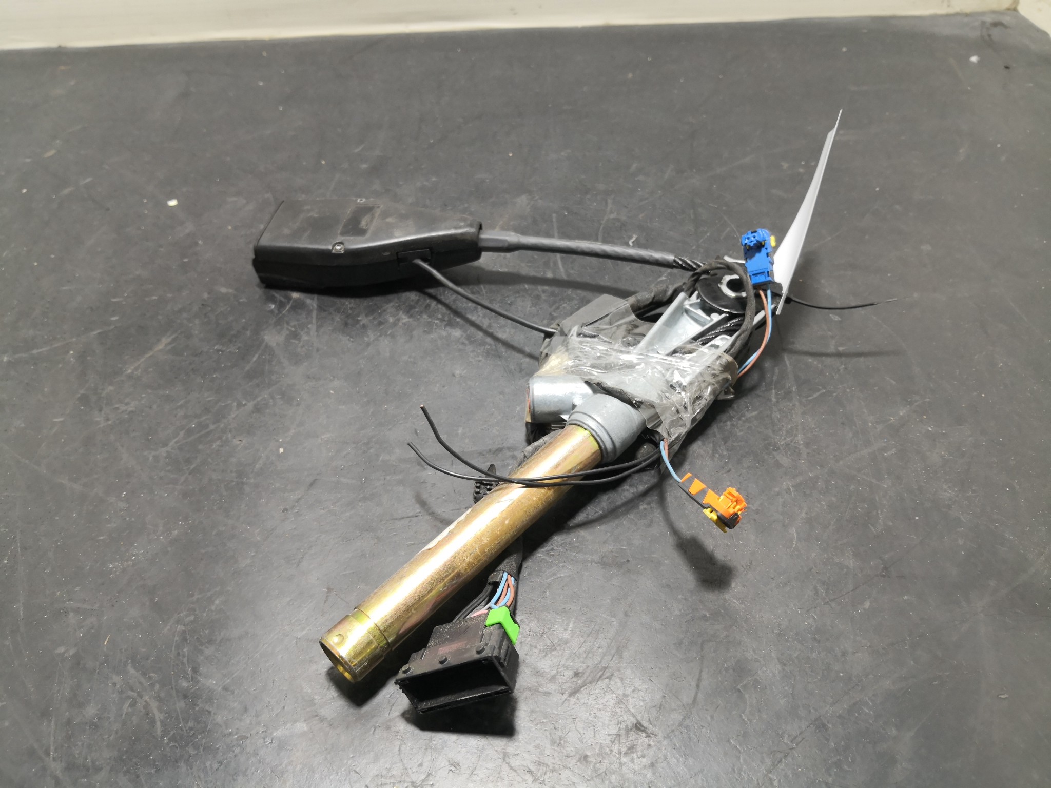 Engate Cinto Frente Esq RENAULT - ID S_88508