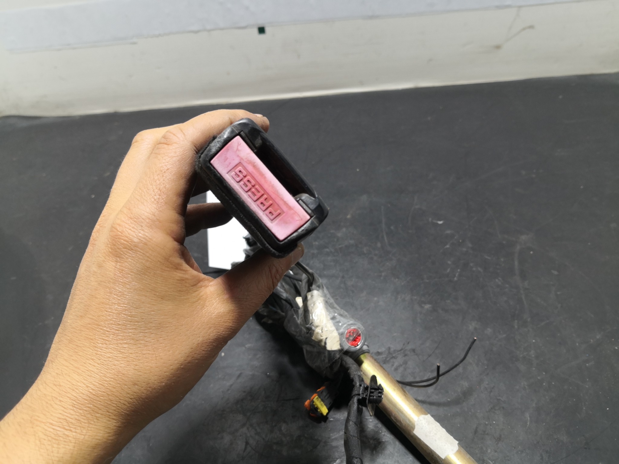 Engate Cinto Frente Esq RENAULT MEGANE II (BM0/1_, CM0/1_) | 01 - 12 Imagem-2