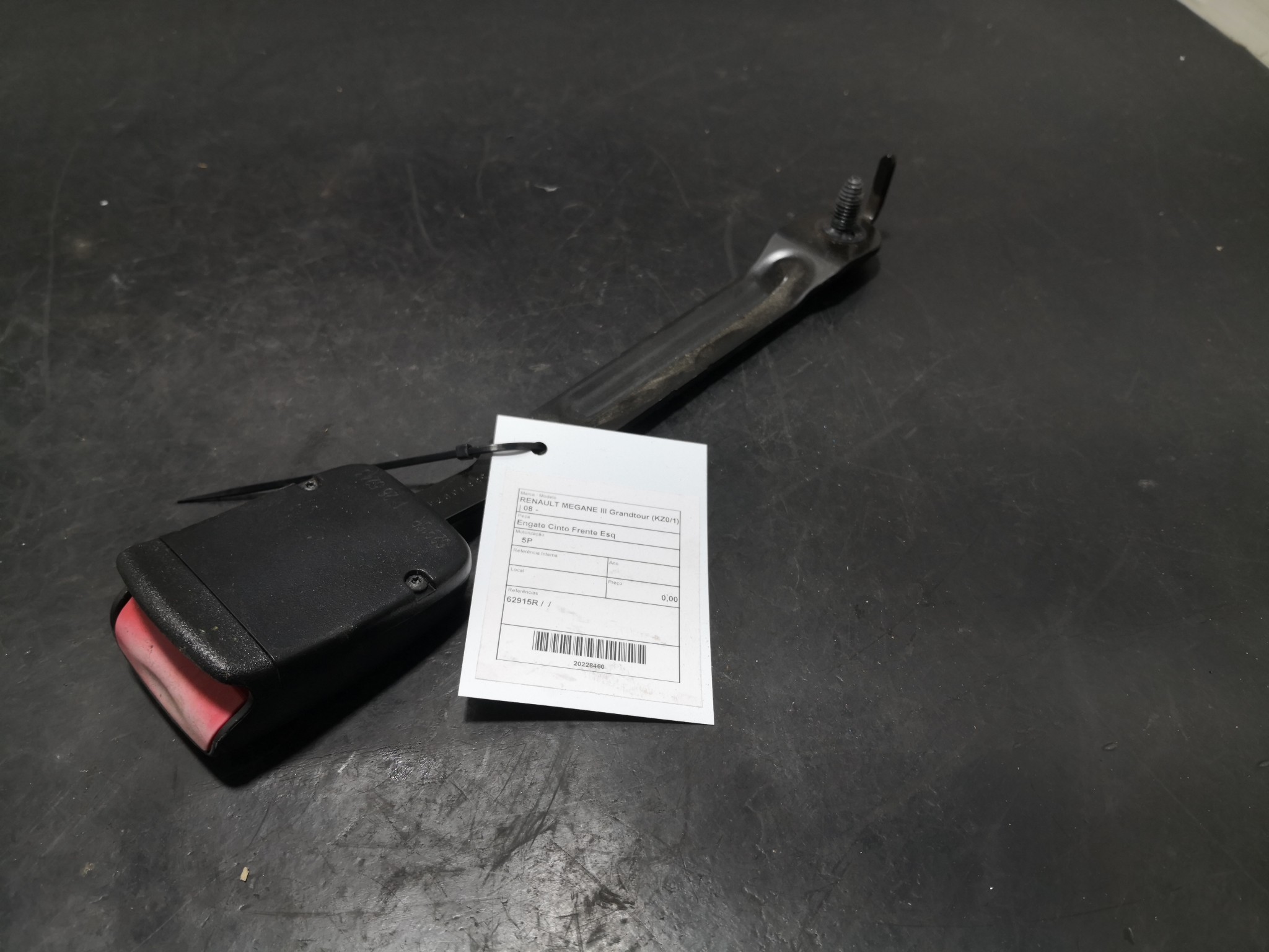 Engate Cinto Frente Esq RENAULT - ID S_88459