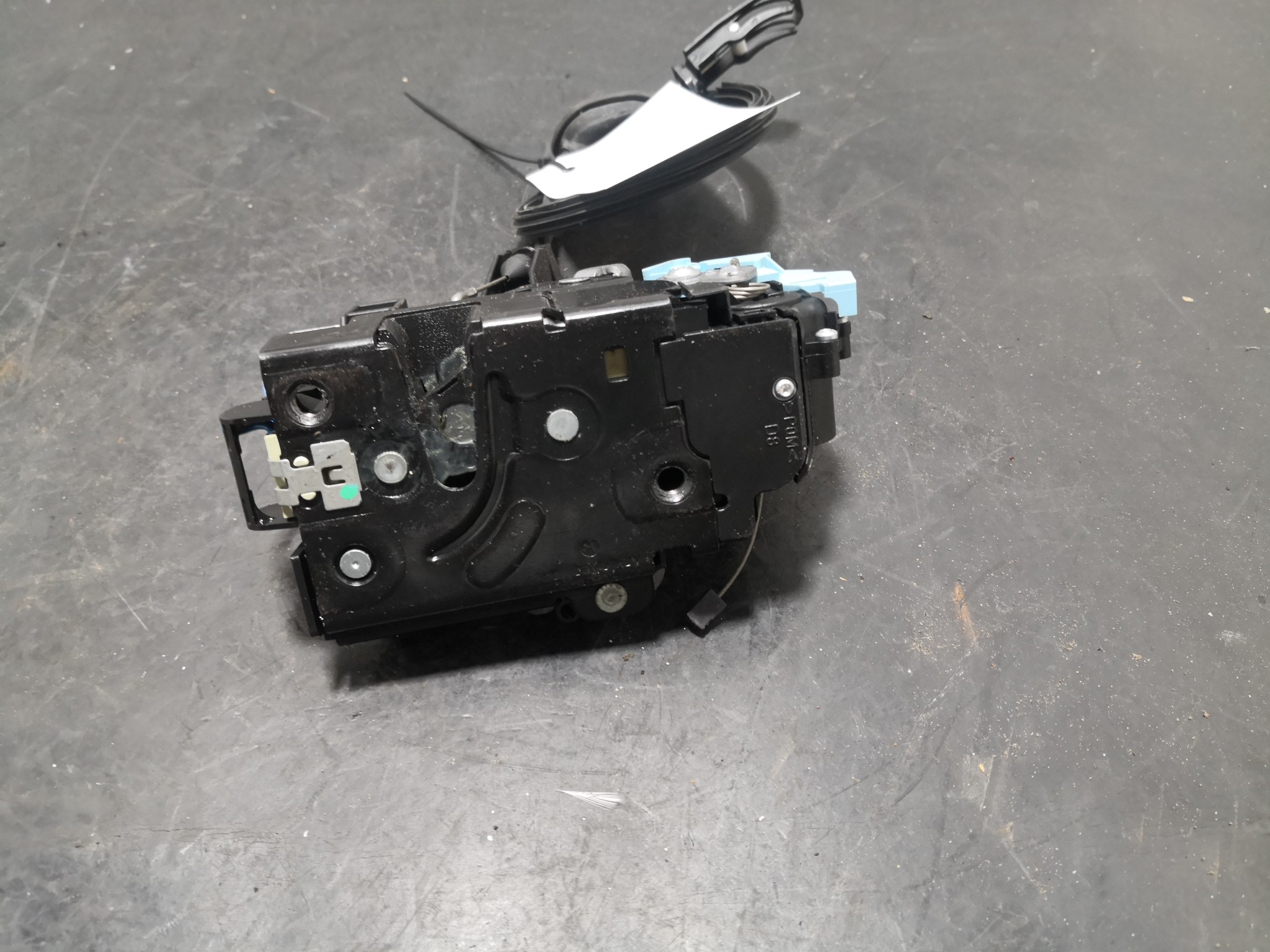 Fecho da Porta Frente Dto VOLKSWAGEN GOLF PLUS (5M1, 521) | 04 - 13 Imagem-4