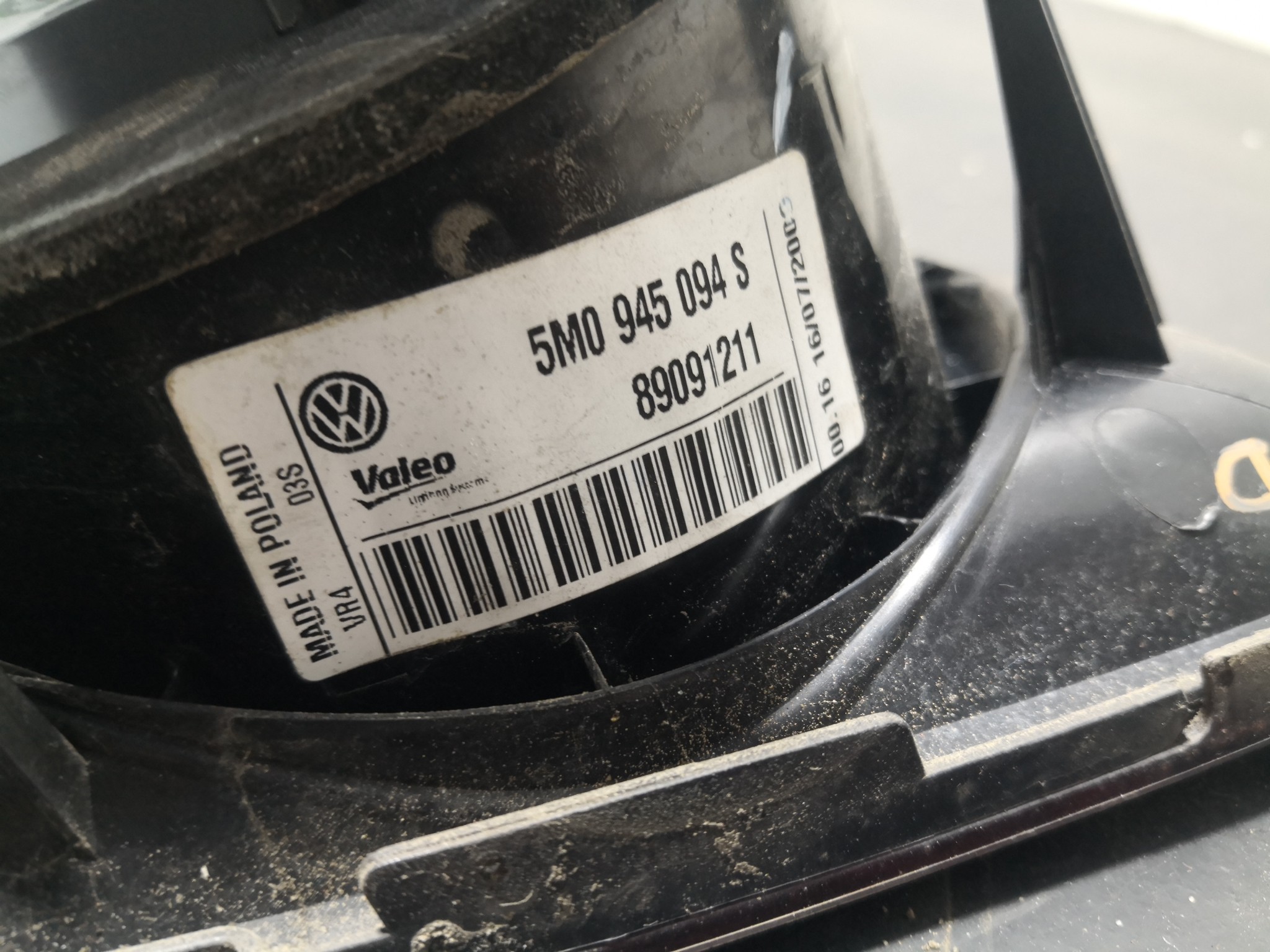 Farolim Mala VOLKSWAGEN GOLF PLUS (5M1, 521) | 04 - 13 Imagem-1