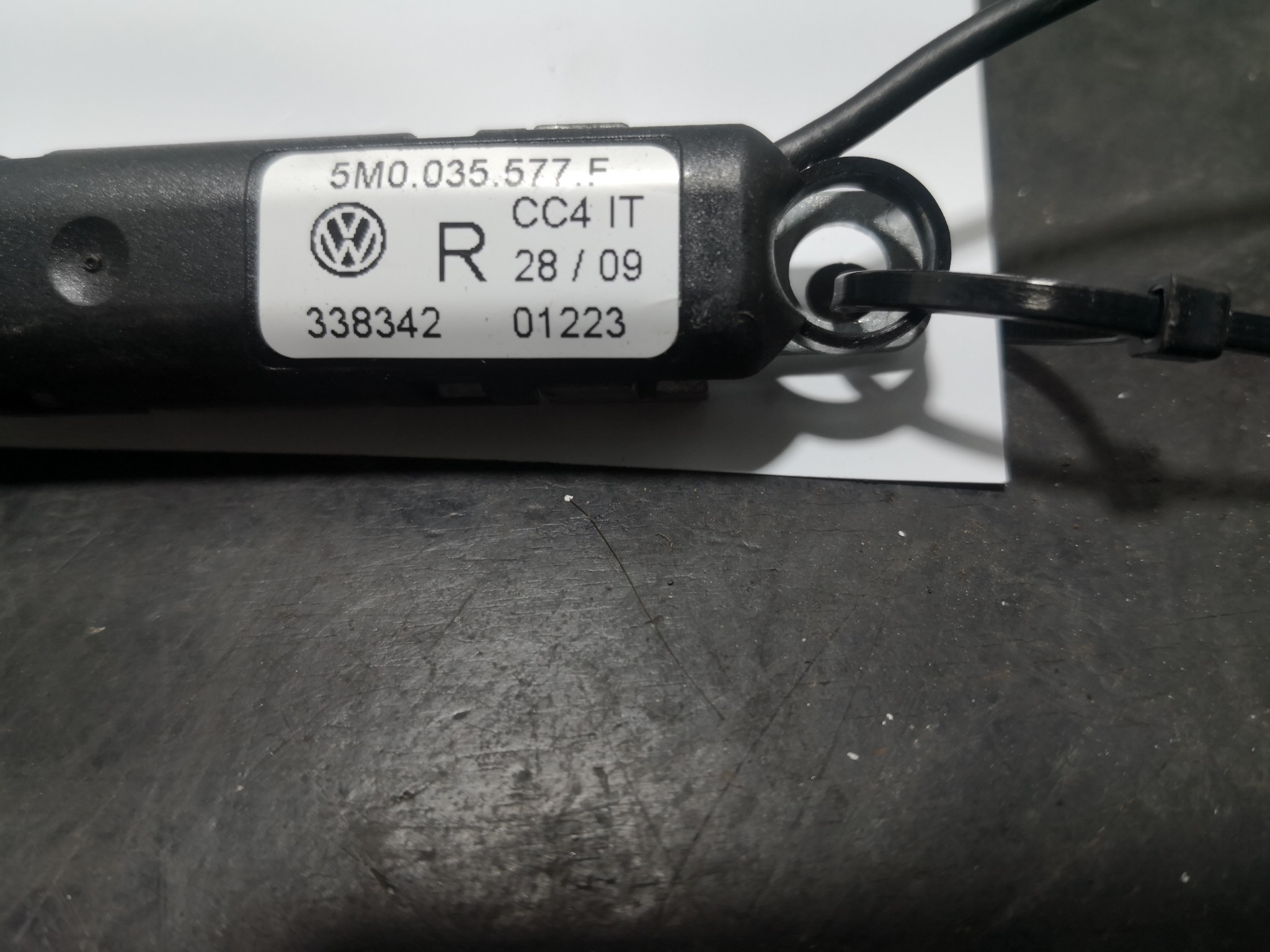 Amplificador de Antena VOLKSWAGEN GOLF PLUS (5M1, 521) | 04 - 13 Imagem-1