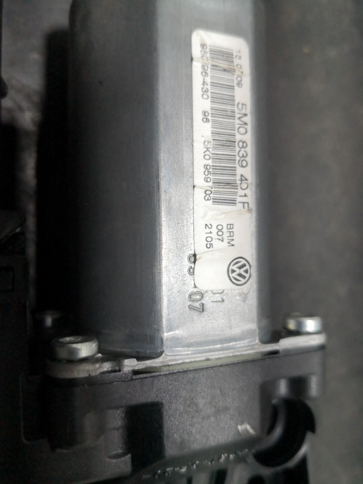 Motor elevador trás esq. VOLKSWAGEN GOLF PLUS (5M1, 521) | 04 - 13 Imagem-1