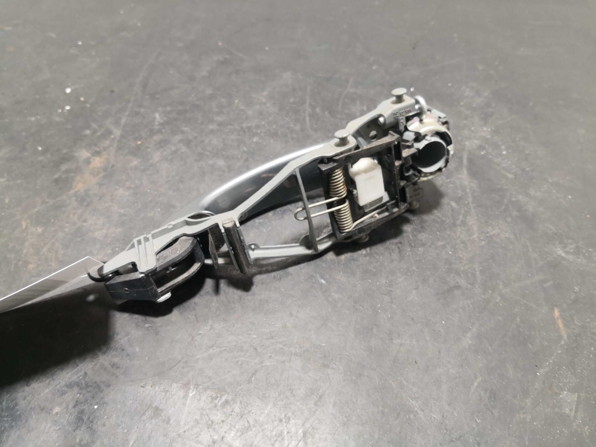 Puxador Exterior Porta Frente Dta VOLKSWAGEN GOLF PLUS (5M1, 521) | 04 - 13 Imagem-2