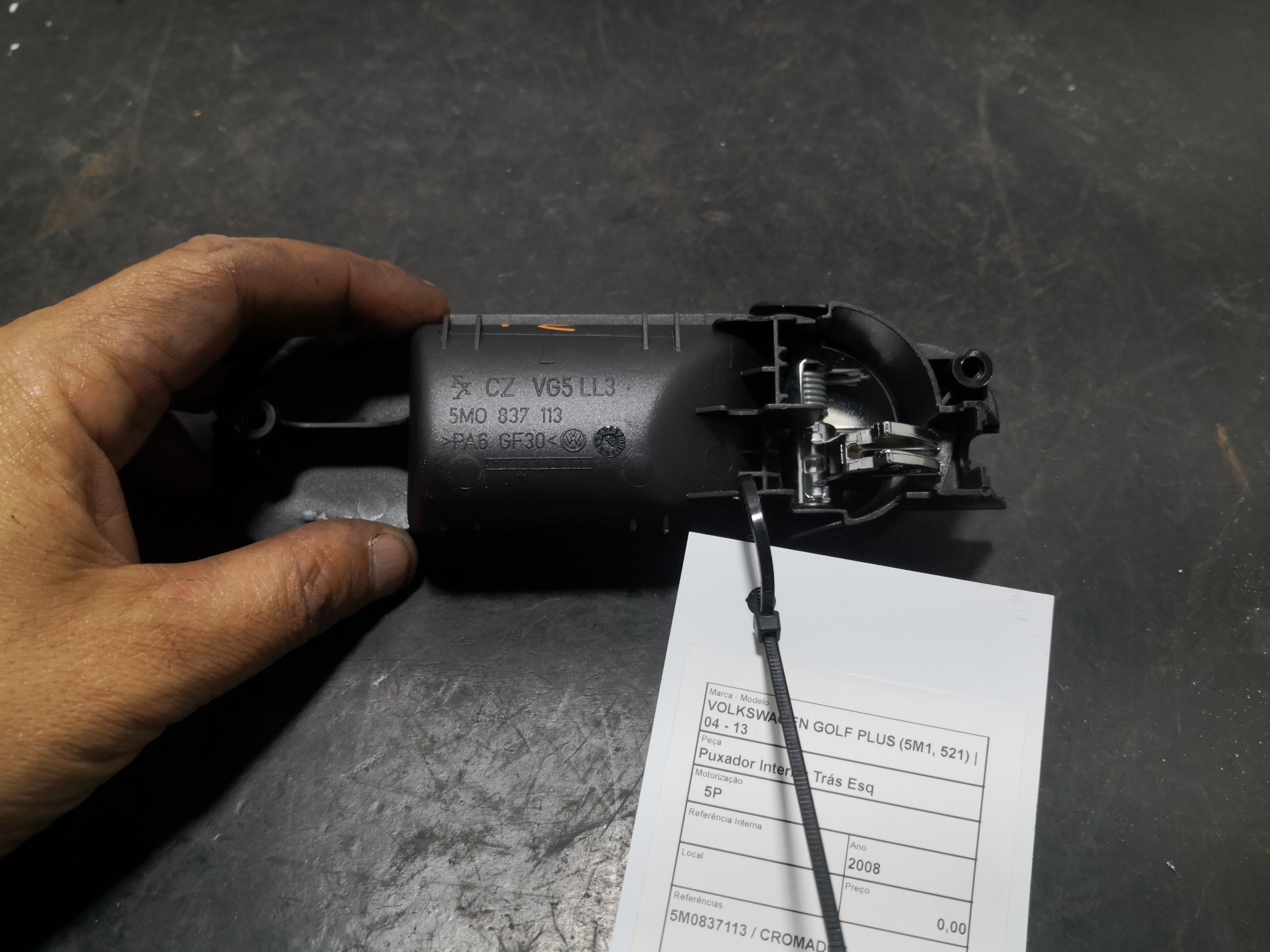 Puxador Interior Trás Esq VOLKSWAGEN GOLF PLUS (5M1, 521) | 04 - 13 Imagem-1