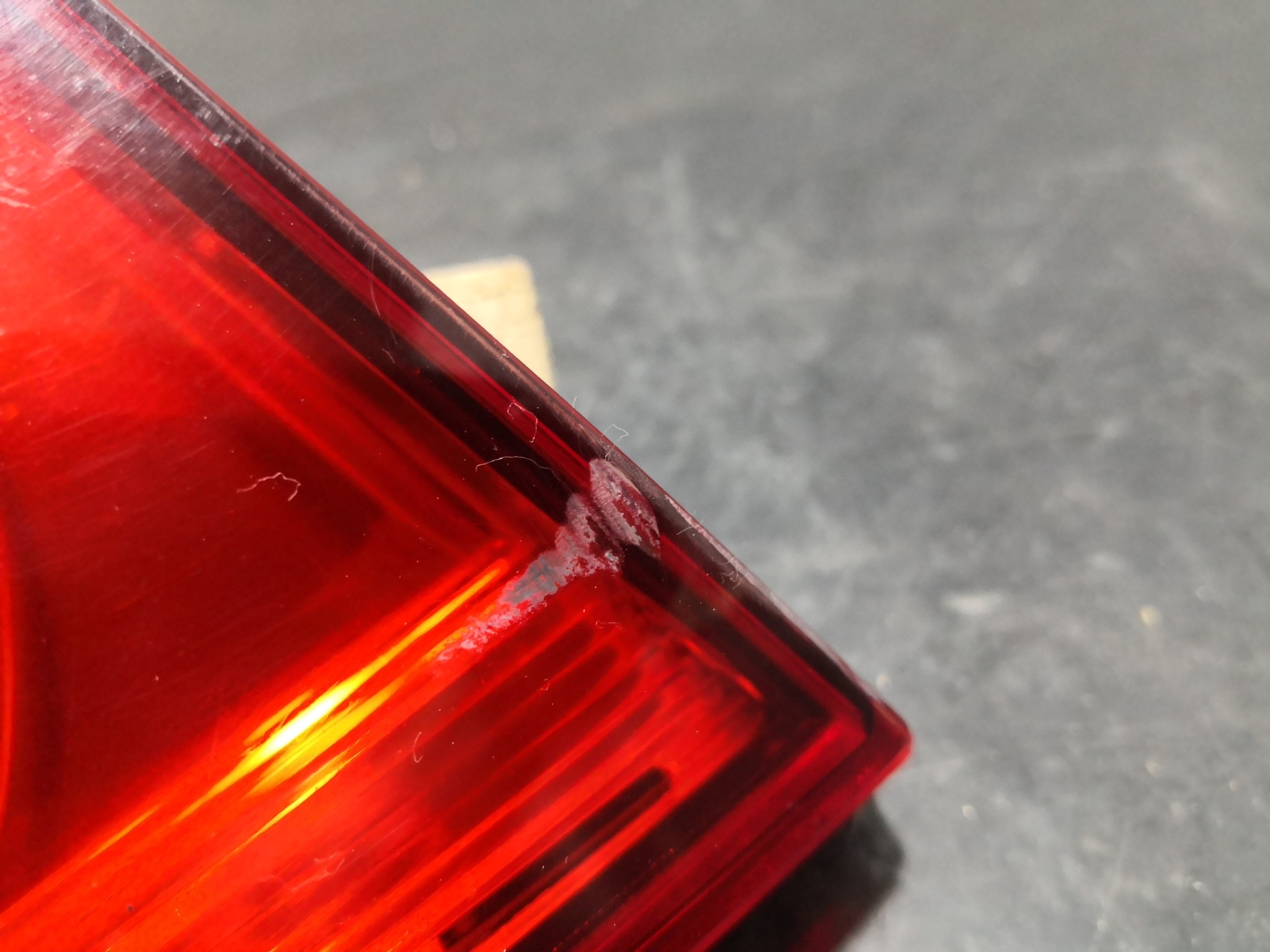 Farolim Mala VOLKSWAGEN GOLF VI (5K1) | 08 - 14 Imagem-1