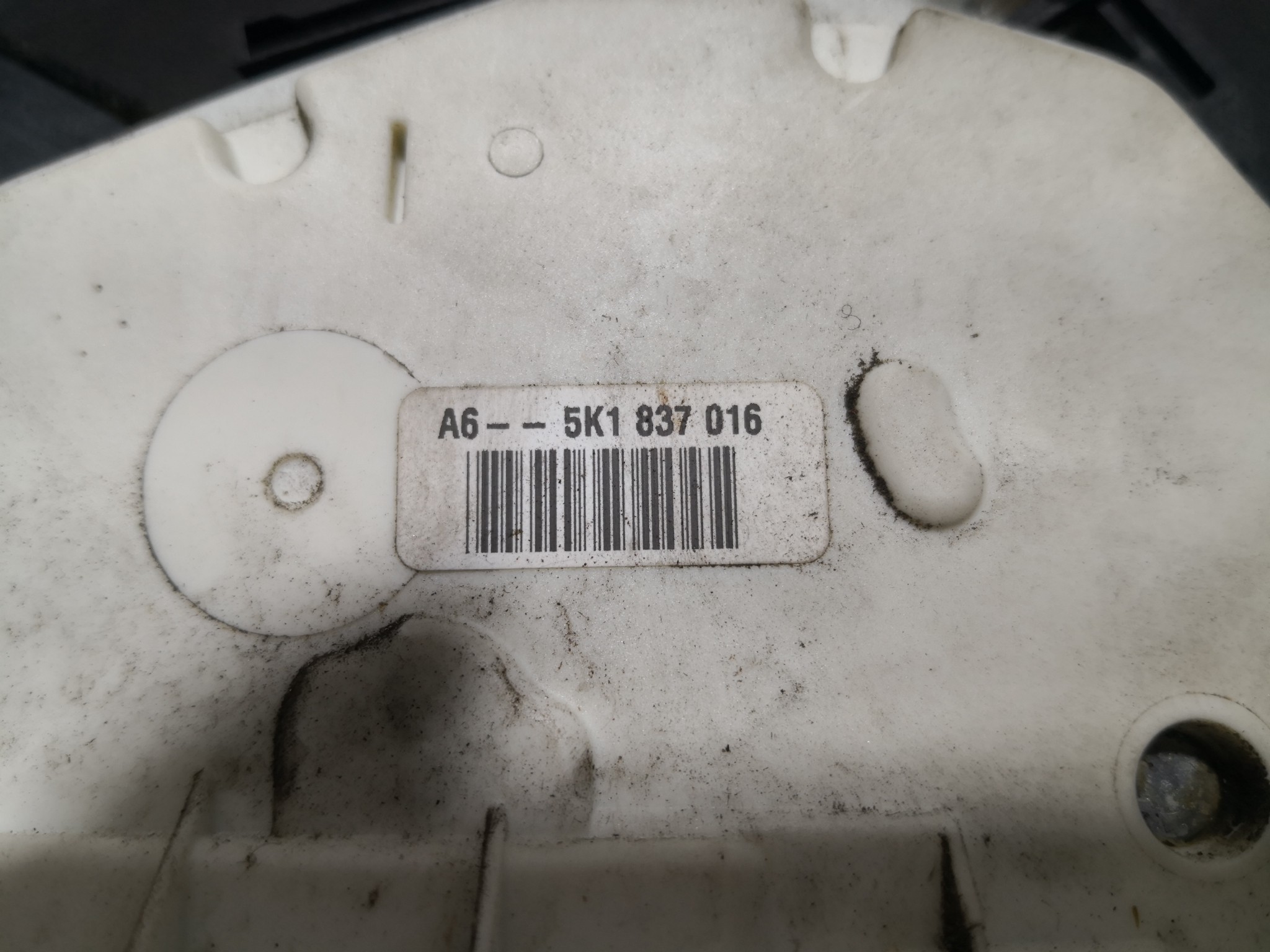 Fecho da Porta Frente Dto VOLKSWAGEN GOLF VI (5K1) | 08 - 14 Imagem-1