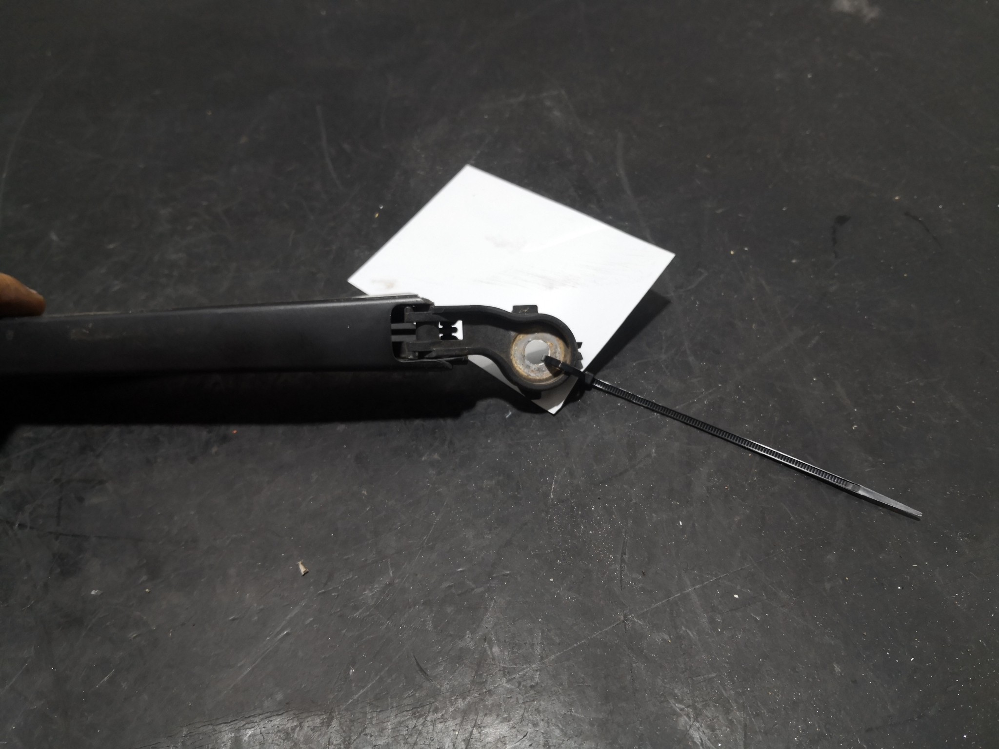 Haste Limpa Vidros de Trás VOLKSWAGEN GOLF VI (5K1) | 08 - 14 Imagem-1