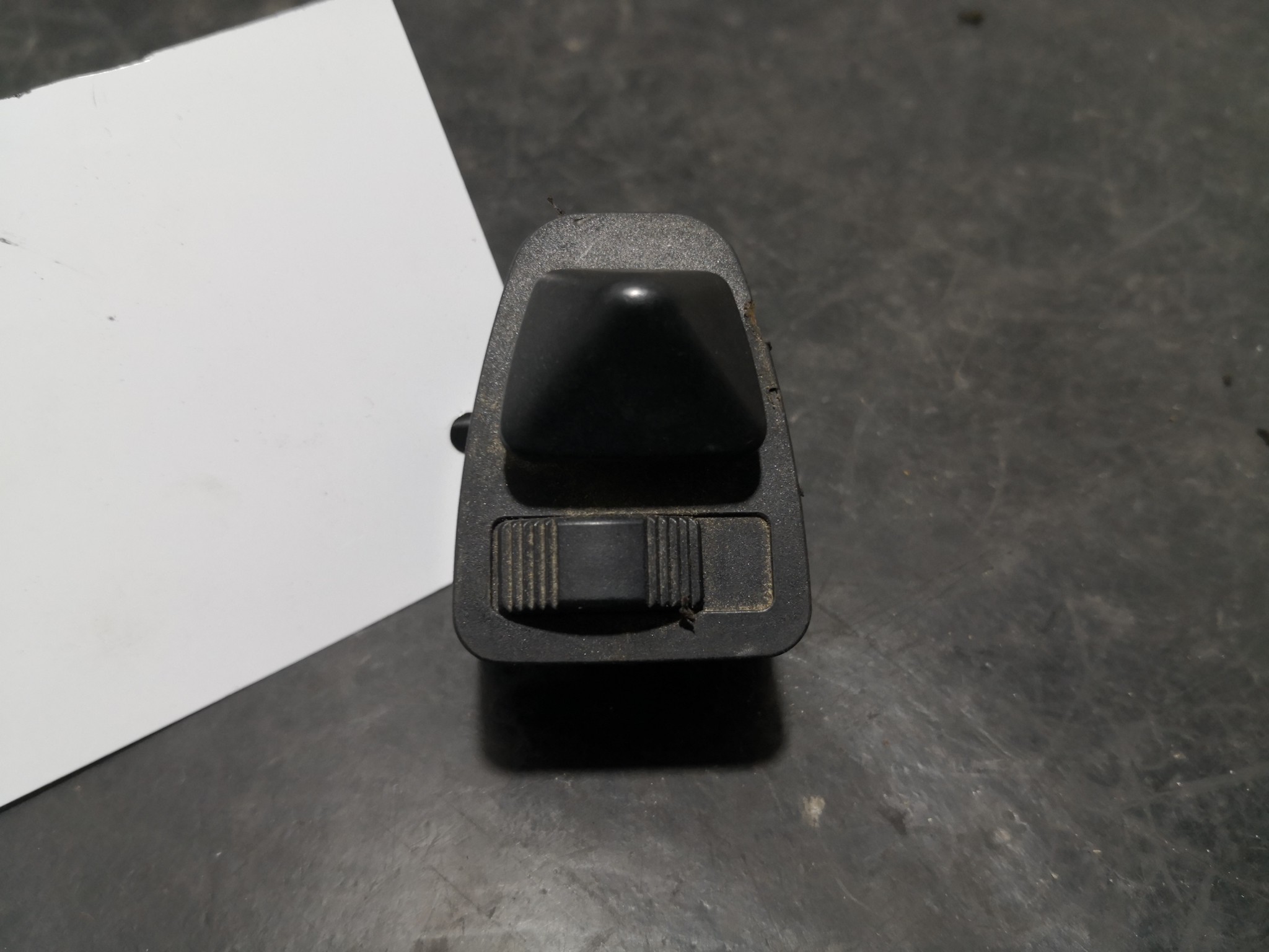 Botão Regulação Espelhos BMW - ID S_88686