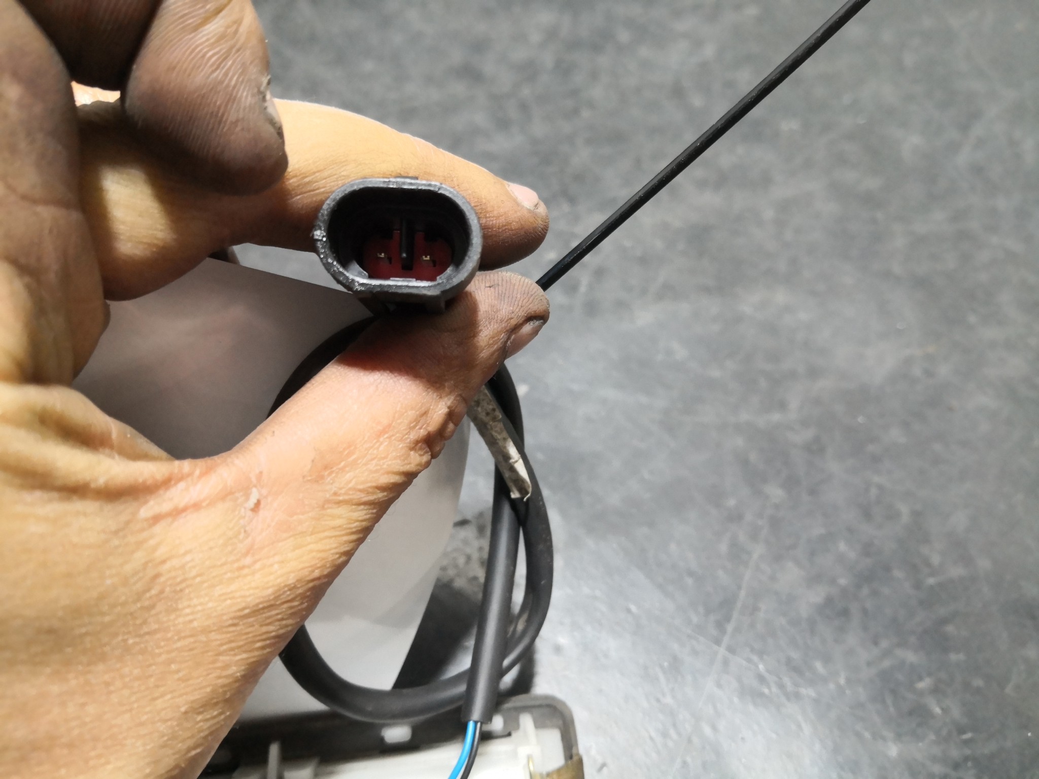 Botão Mala Eletrico OPEL COMBO Combi / Tour (X12) | 12 -  Imagem-2