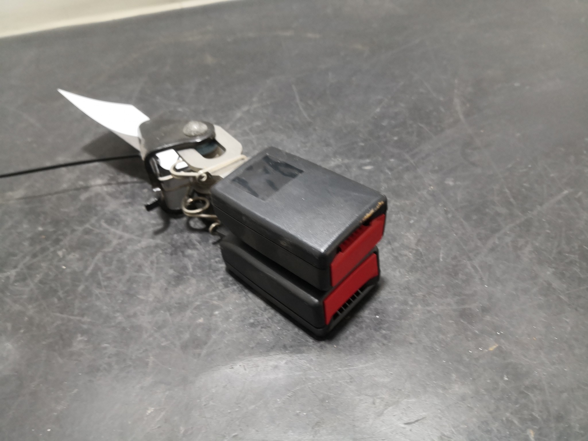 Engate Cinto Trás Dto MERCEDES-BENZ E-CLASS (W211) | 02 - 09 Imagem-2