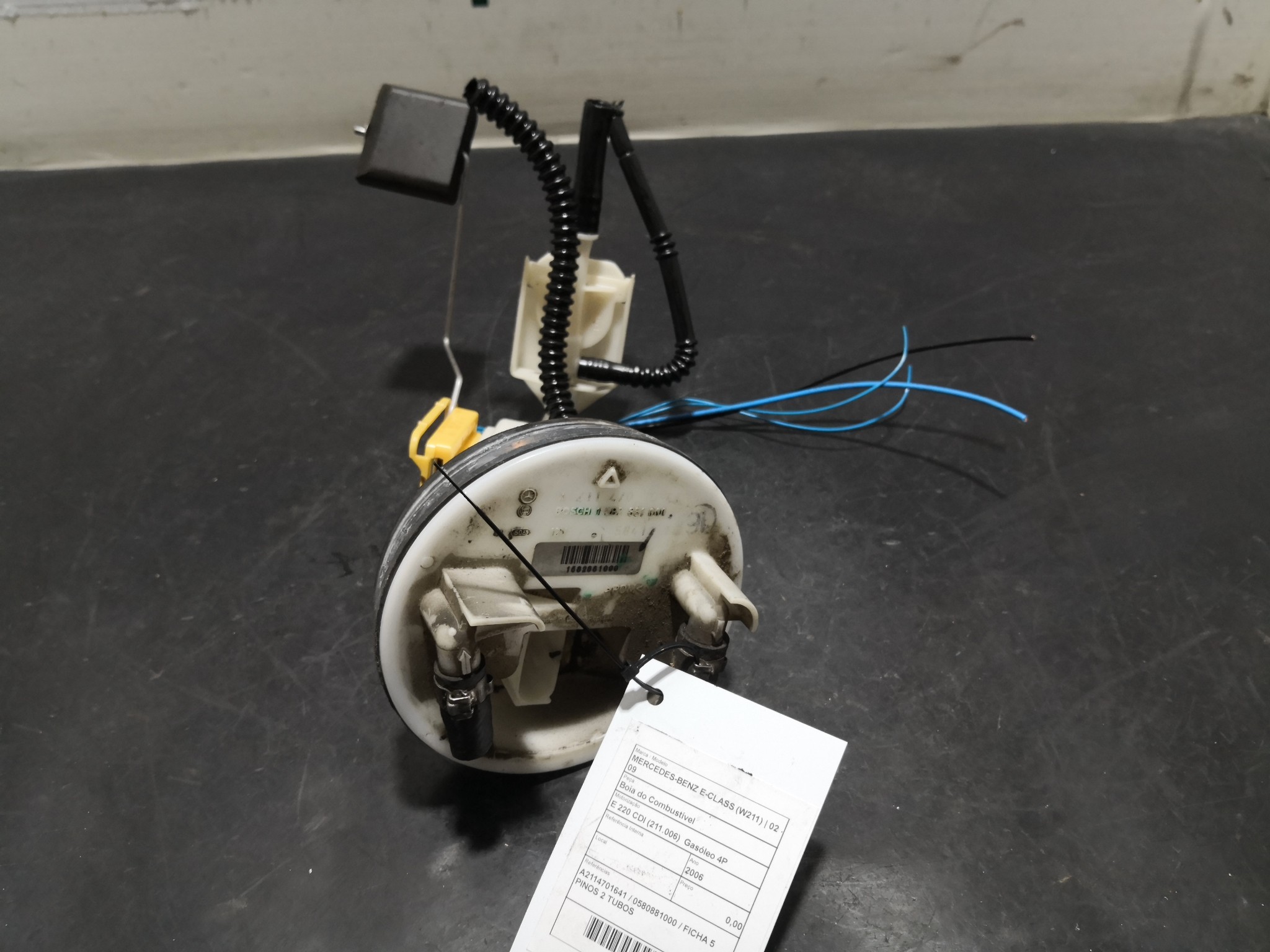 Boia do Combustível MERCEDES-BENZ - ID S_88853