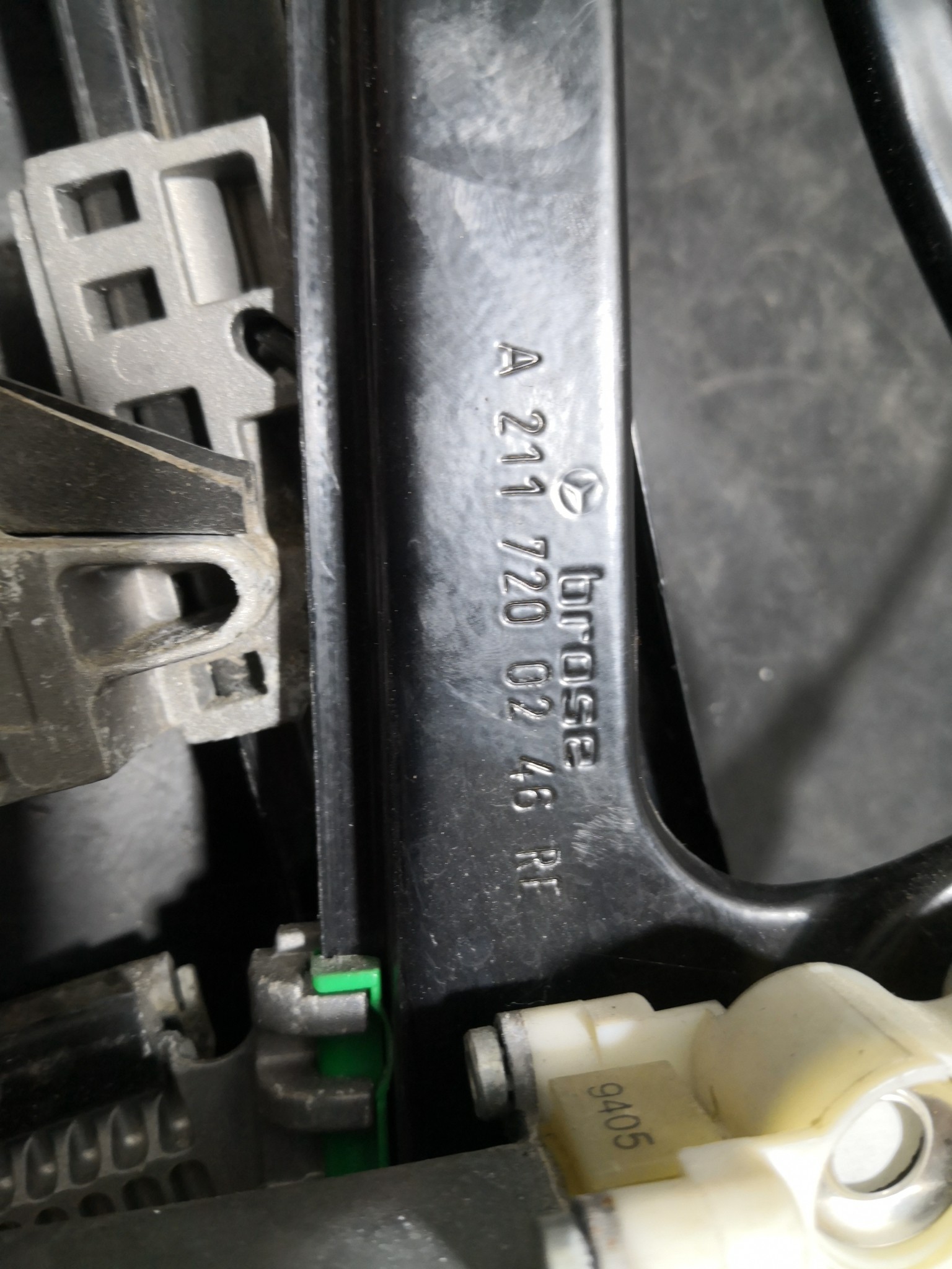 Elevador Frente Dto Electrico MERCEDES-BENZ E-CLASS (W211) | 02 - 09 Imagem-3