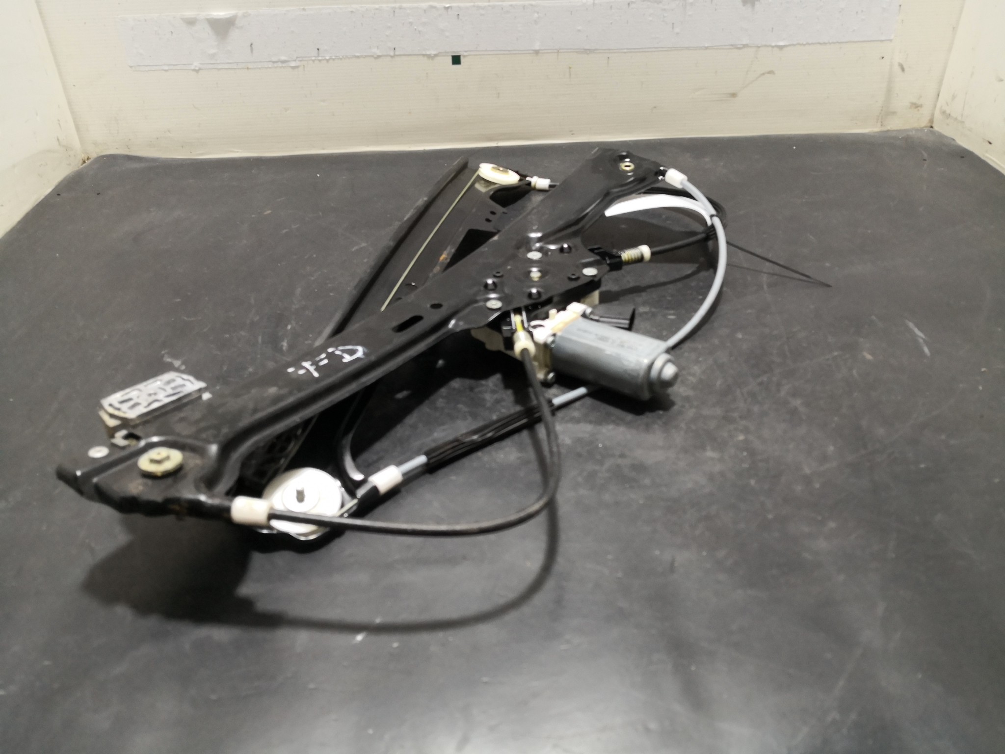 Elevador Frente Dto Electrico BMW 5 Touring (E61) | 04 - 10 Imagem-2