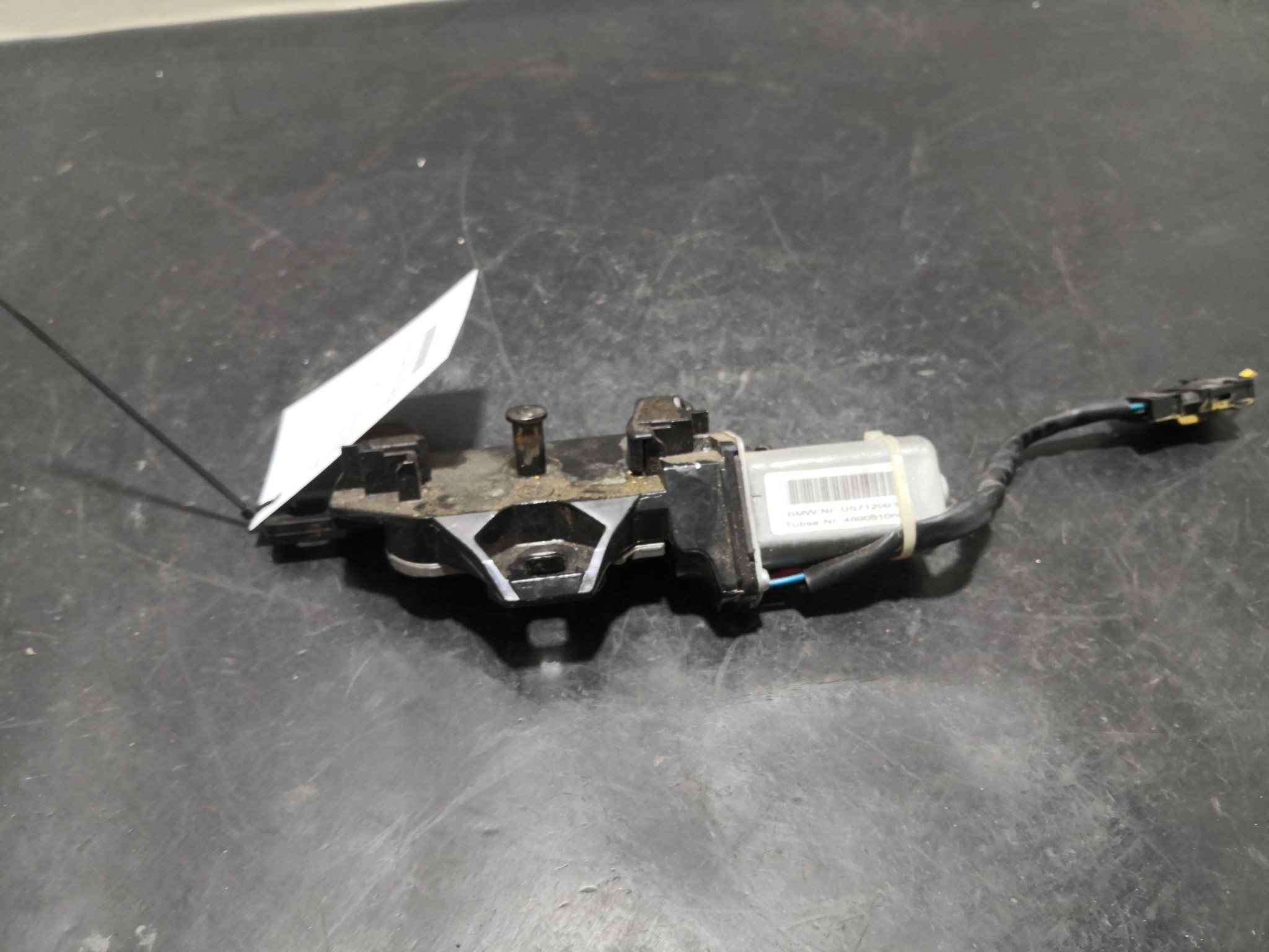 Fecho da Mala BMW 5 Touring (E61) | 04 - 10 Imagem-1