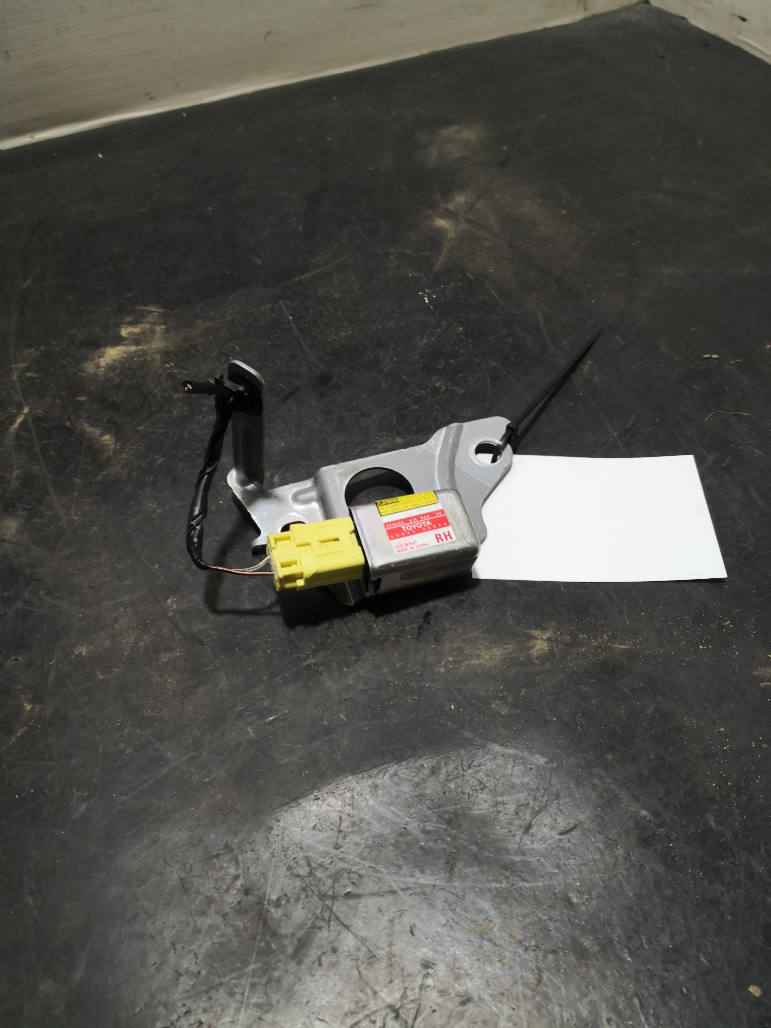 Sensor Impacto TOYOTA RAV 4 II (_A2_) | 00 - 05 Imagem-1