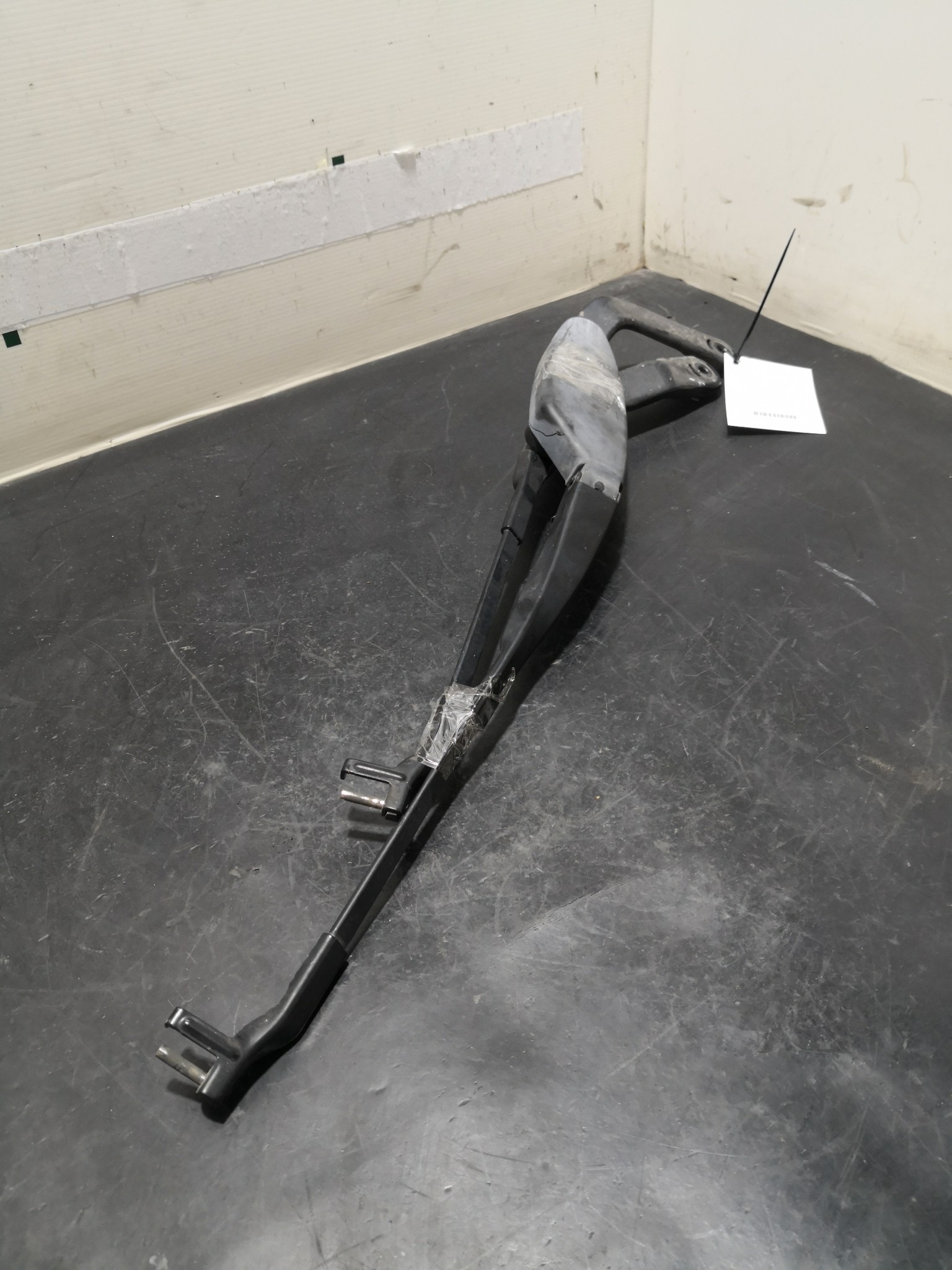 Hastes Limpa Vidros da Frente MERCEDES-BENZ - ID S_89046