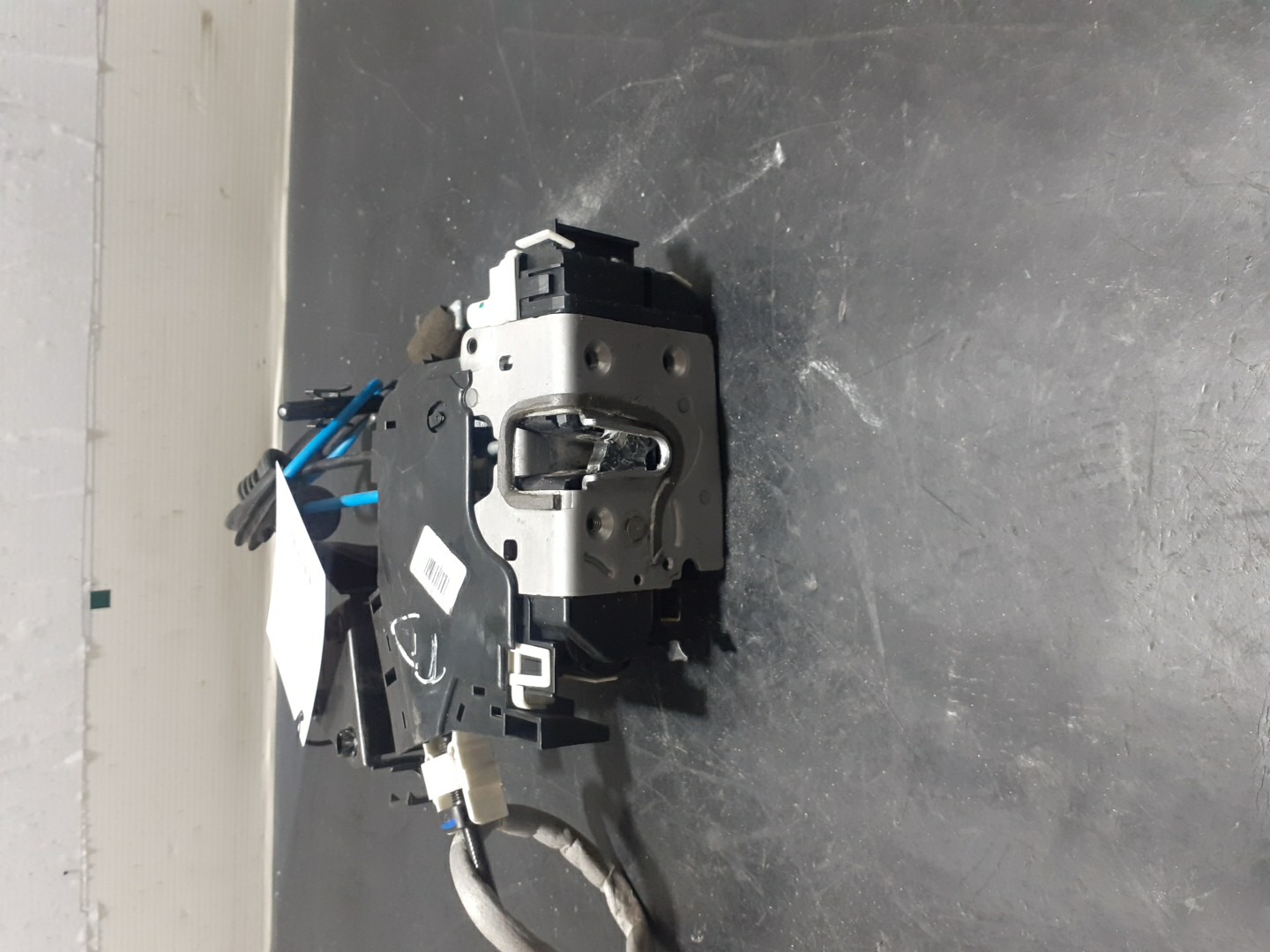 Fecho da Porta Trás Dto MERCEDES-BENZ C-CLASS (W204) | 07 - 15 Imagem-1