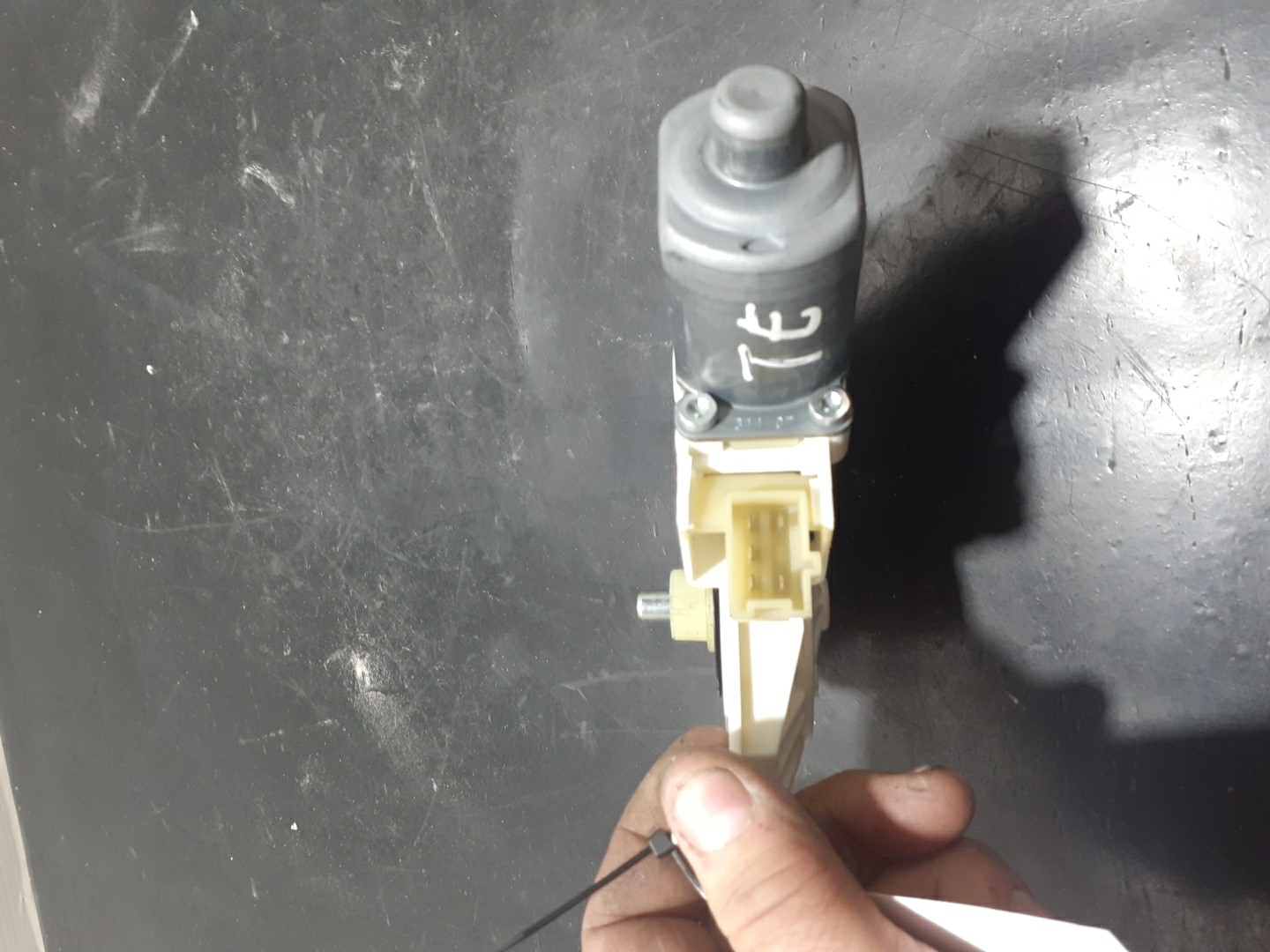 Motor elevador trás esq. MERCEDES-BENZ C-CLASS (W204) | 07 - 15 Imagem-1