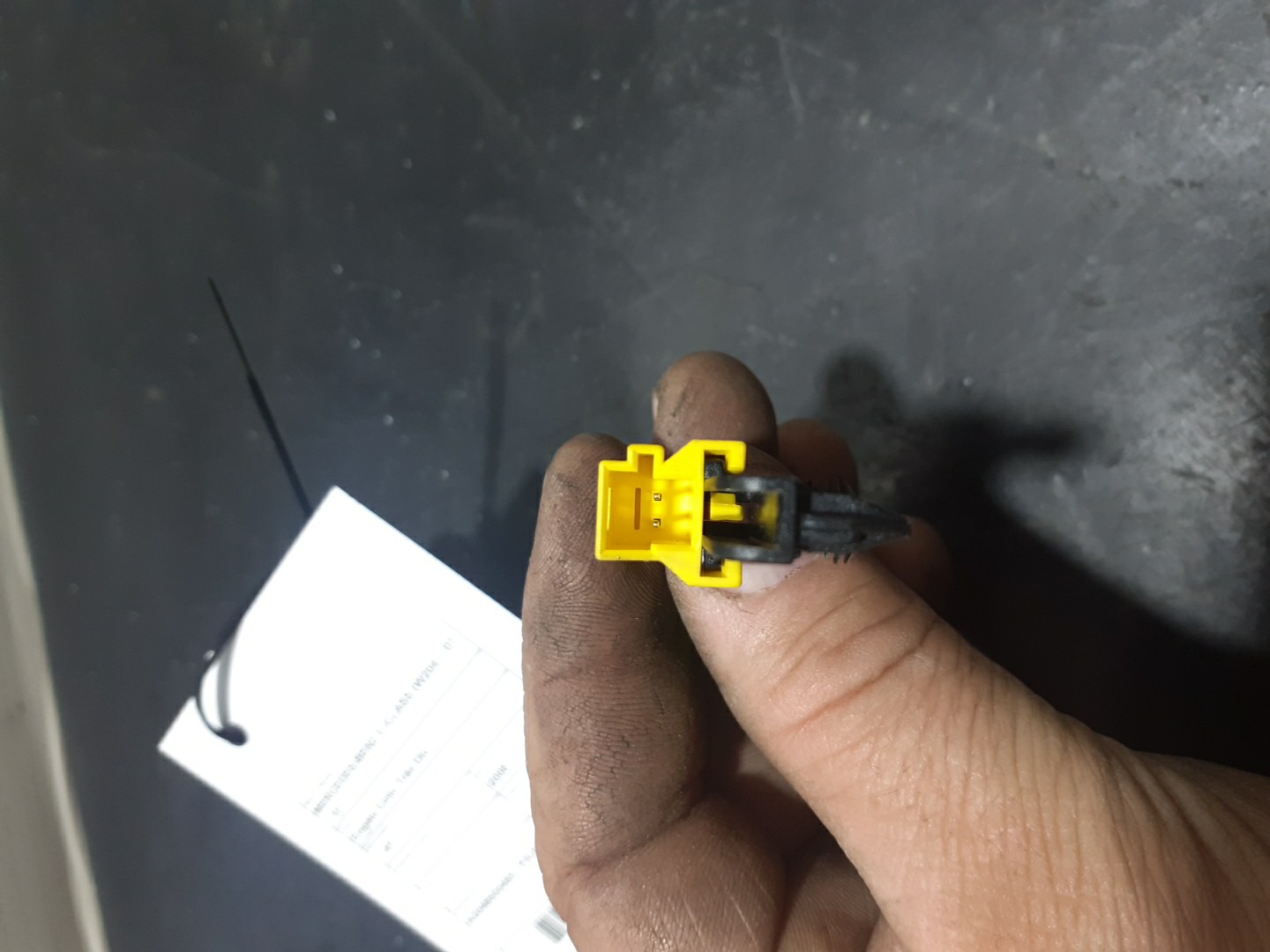 Engate Cinto Trás Dto MERCEDES-BENZ C-CLASS (W204) | 07 - 15 Imagem-1