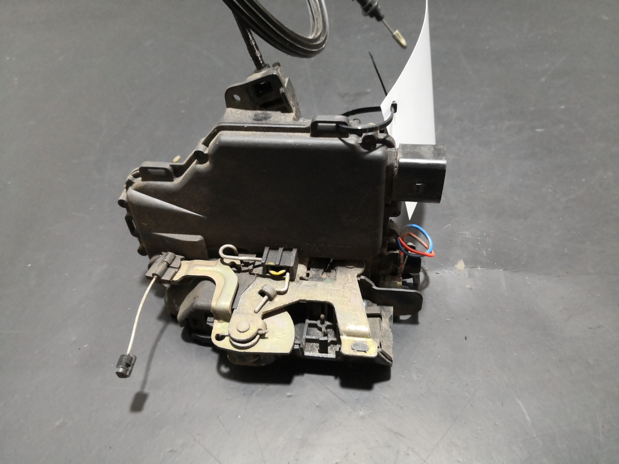 Fecho da Porta Frente Dto SEAT AROSA (6H) | 97 - 04 Imagem-2