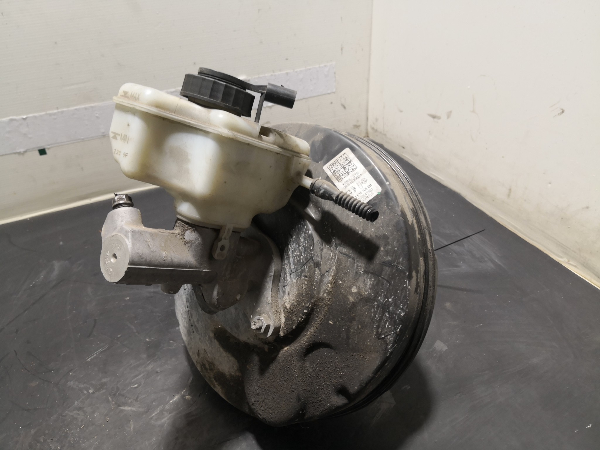 Servofreio  VOLKSWAGEN GOLF VI (5K1) | 08 - 14 Imagem-1